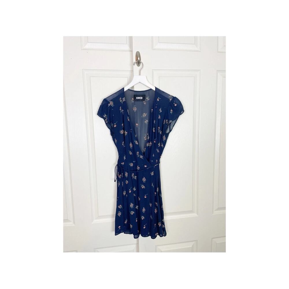 Reformation Oyster Navy Floral Wrap Mini Dress Sz M - Picture 2 of 9